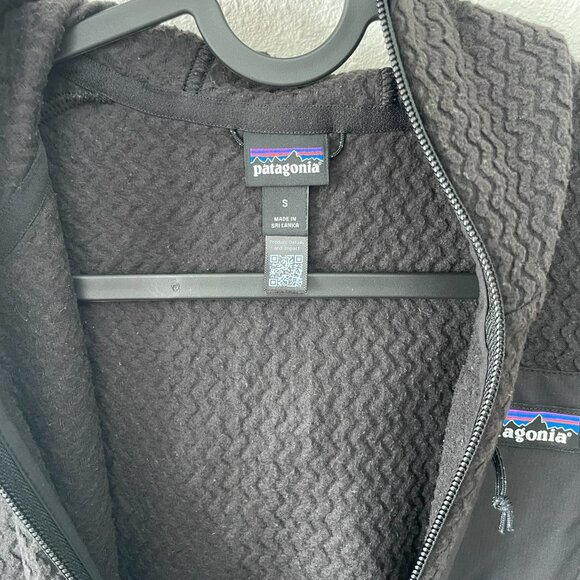 Women's Patagonia R1 Air Fleece Full-Zip Hoody Black - Picture 5 of 10